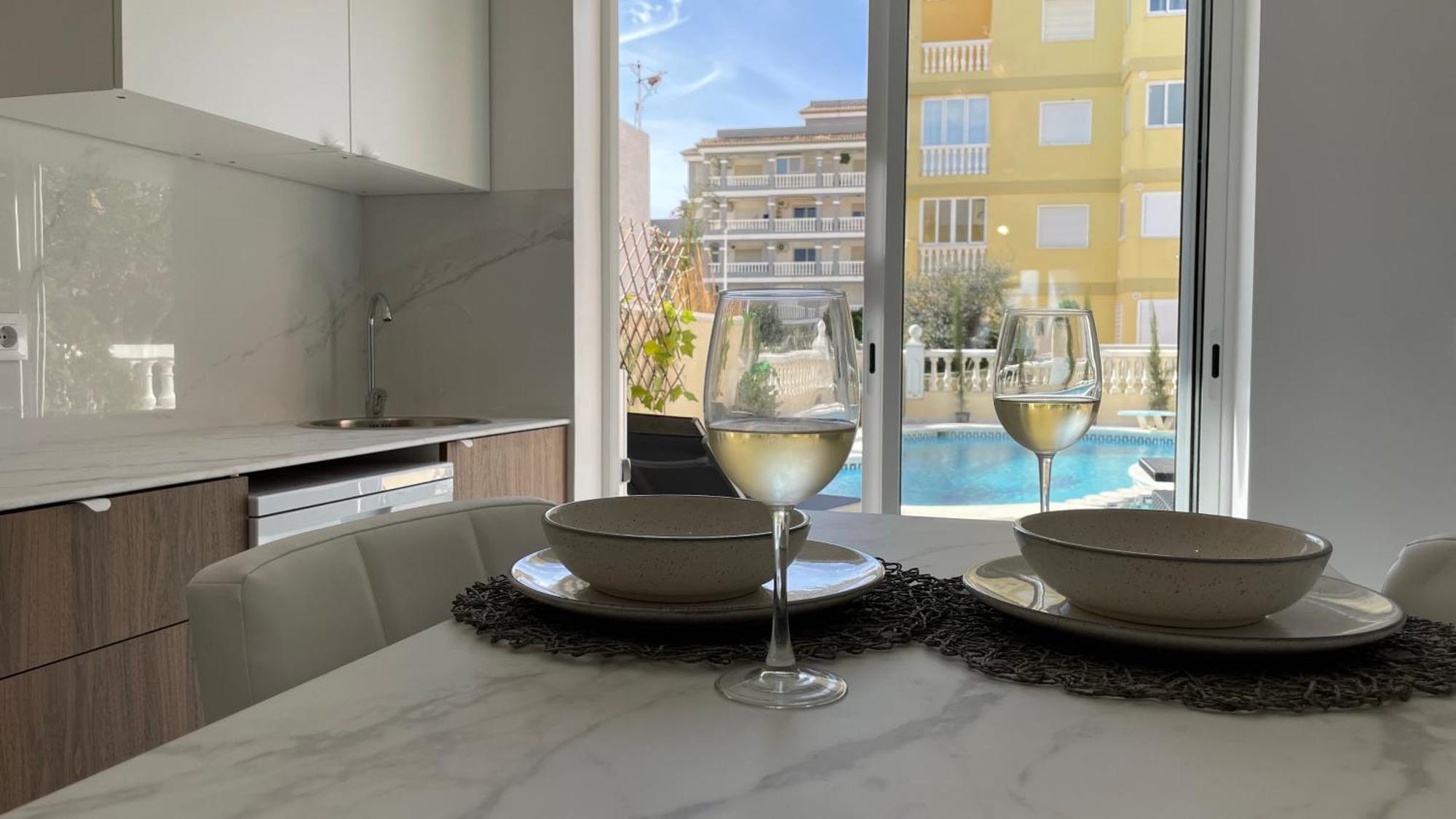 Vivienda A Pie De Playa Con Piscina Privada Vakantiehuis