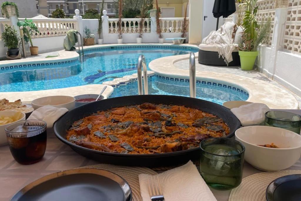 Vivienda A Pie De Playa Con Piscina Privada